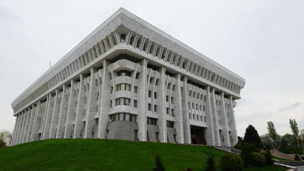 Здание Жогорку Кенеша (парламанта) Киргизской Республики в Бишкеке. Архивное фото - Sputnik Кыргызстан