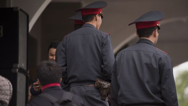 Сотрудники правоохранительных органов. Архивное фото - Sputnik Кыргызстан