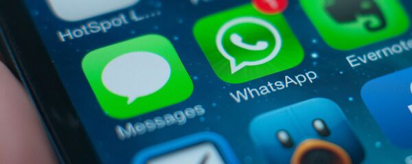 Ярлык приложения WhatsApp на мобильном телефоне. Архивное фото - Sputnik Кыргызстан