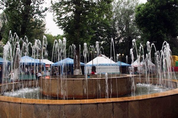 Учурда фонтандарды тазалоо жана оңдоо иштери жүрүүдө - Sputnik Кыргызстан