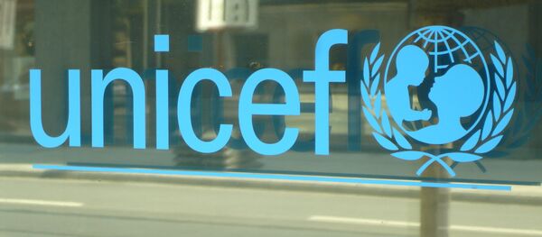 Логотип ЮНИСЕФ - Sputnik Кыргызстан
