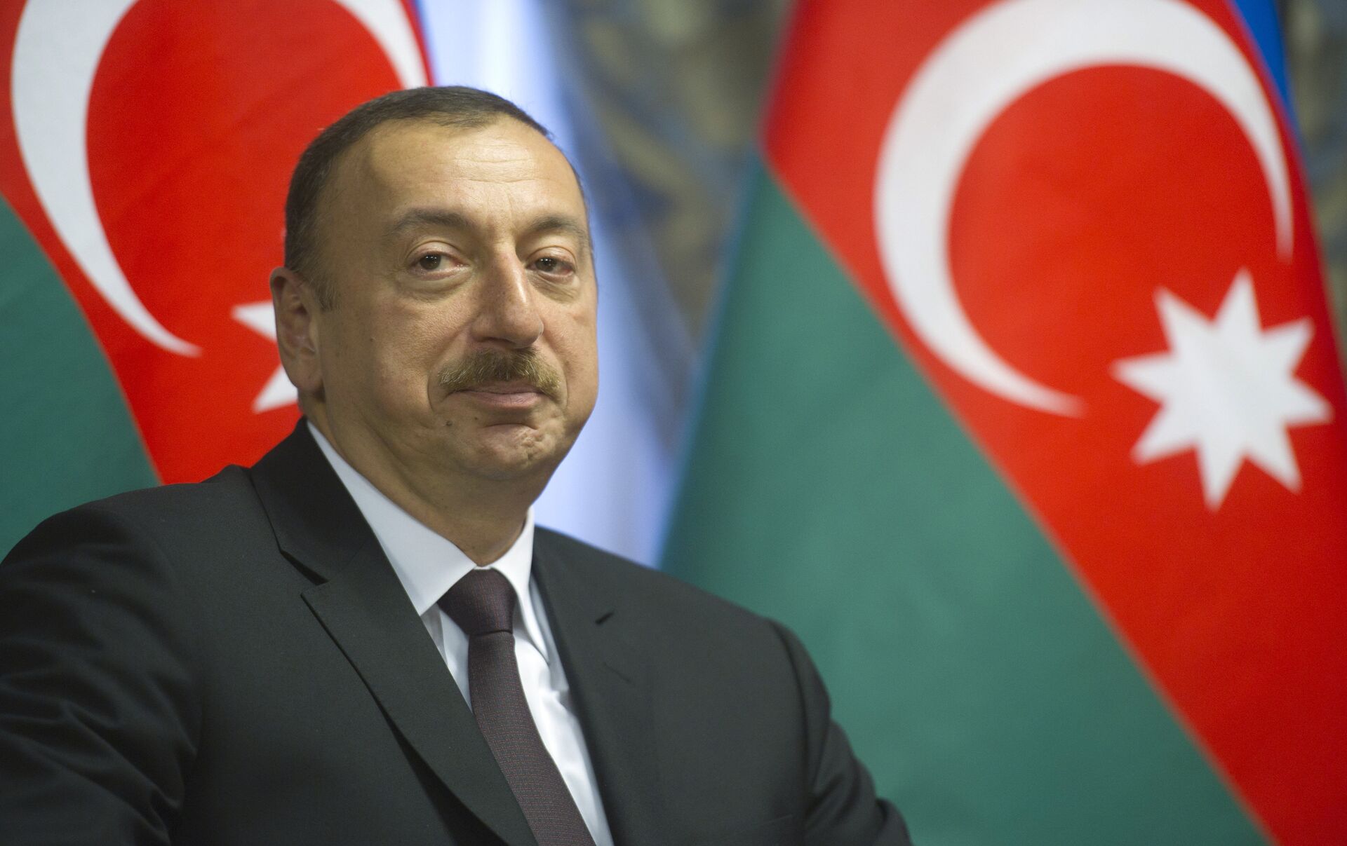 Фотография президента Азербайджана. Азербайджан за Украину. Алиев в Астане. Азербайджан вступил