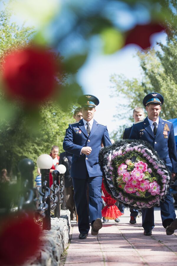 Праздник Победы авиабазы ОДКБ Кант - Sputnik Кыргызстан