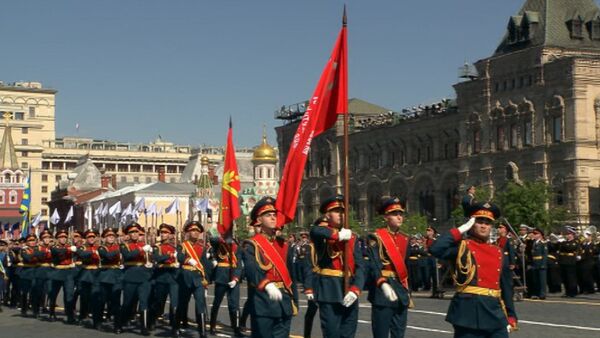 Самые яркие моменты парада Победы на Красной площади в Москве - Sputnik Кыргызстан