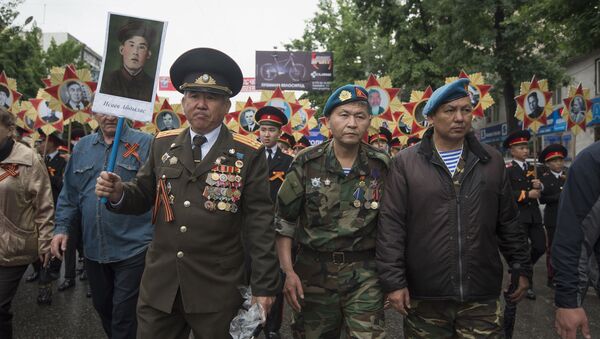 Акция Бессмертный полк в Бишкеке - Sputnik Кыргызстан
