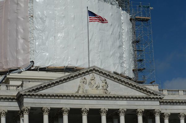 Капитолий в Вашингтоне в период реставрации купола здания. Архивное фото - Sputnik Кыргызстан