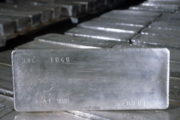 Слитки из серебра. Архивное фото - Sputnik Кыргызстан
