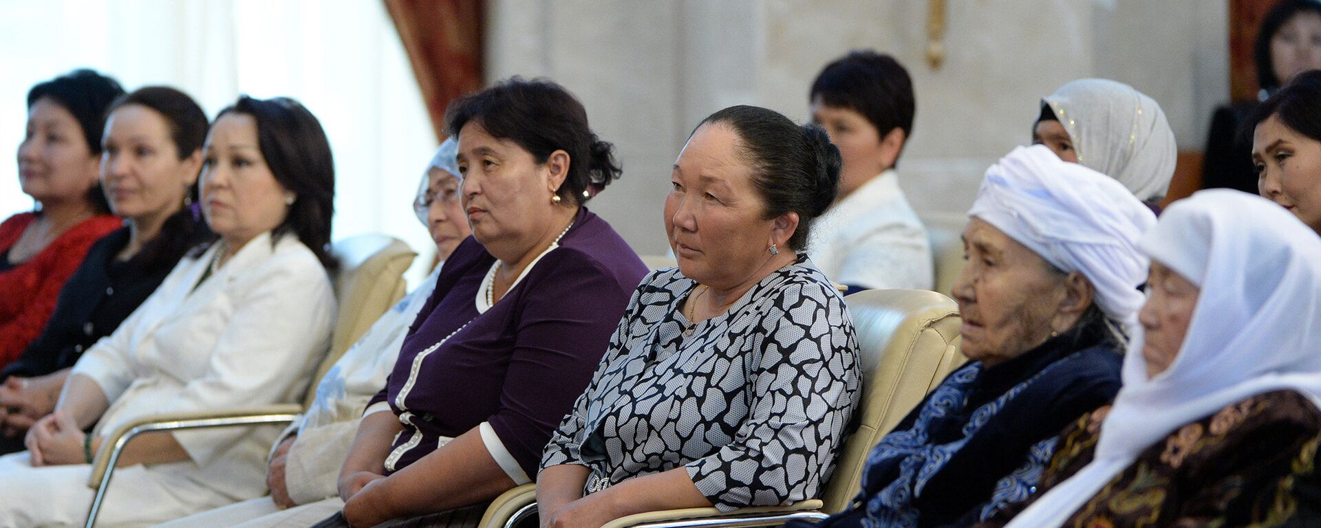 Баатыр энелер - Sputnik Кыргызстан, 1920, 04.04.2026