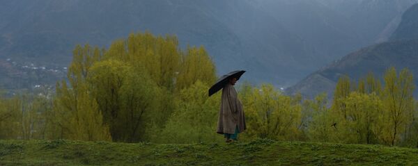 Кол чатырчан адам. Архив - Sputnik Кыргызстан