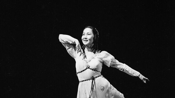 90-летие кыргызской балерины Бюбюсары Бейшеналиевой - Sputnik Кыргызстан