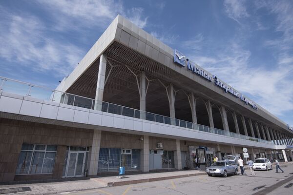 Здание Международного аэропорта Манас в Чуйской области. 2016 год - Sputnik Кыргызстан