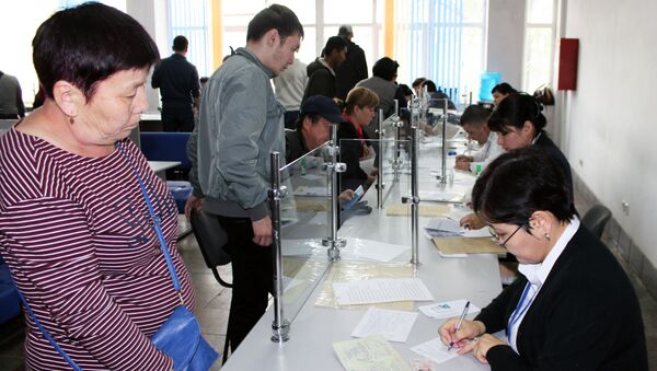 Проверка работы северного филиала Центра обслуживания населения в городе Бишкек - Sputnik Кыргызстан
