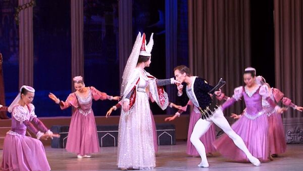 Германиянын балет бийчилери Ак куу көлүн Бишкекте бийлешти - Sputnik Кыргызстан
