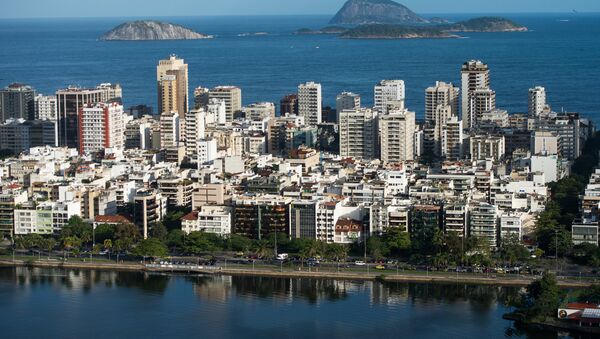 Вид на Рио-де-Жанейро из салона вертолета. Архивное фото - Sputnik Кыргызстан