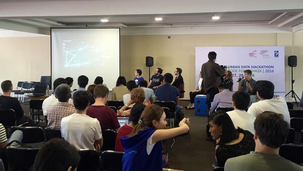 Участники марафона программирования Urban Data Hackathon — 2016 в Бишкеке - Sputnik Кыргызстан