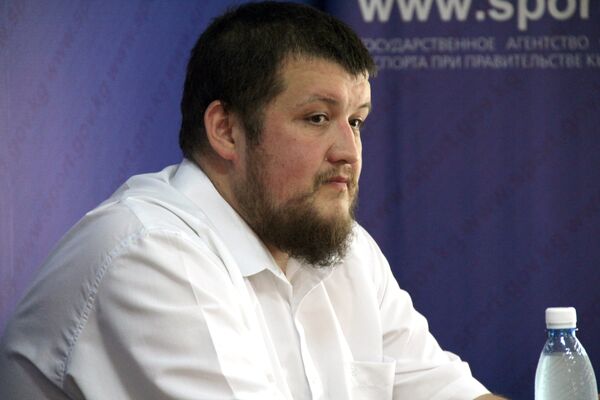 Старший секретарь арбитражного суда Всемирной ассоциации WMMAA Адель Файзуллин Старший секретарь арбитражного суда Всемирной ассоциации WMMAA Адель Файзуллин - Sputnik Кыргызстан