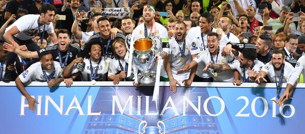 Реал Мадрид командасы ушуну менен 11-жолу Чемпиондор лигасынын кубогун жеңип алды. - Sputnik Кыргызстан