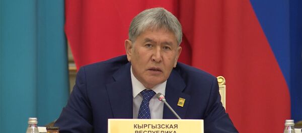 Атамбаев в Астане поднял проблемы ЕАЭС и экспорта картофеля - Sputnik Кыргызстан