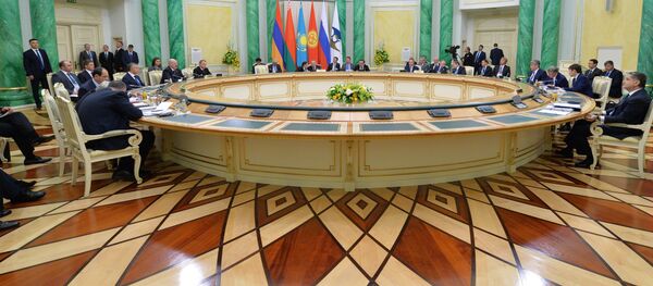 Заседание в Астане Высшего Евразийского экономического совета на уровне глав государств в расширенном составе. Архивное фото - Sputnik Кыргызстан