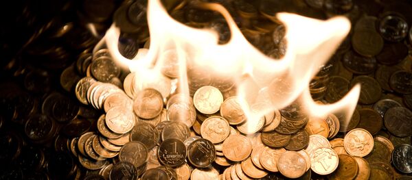 Күйүп жаткан тыйындар. Архив - Sputnik Кыргызстан