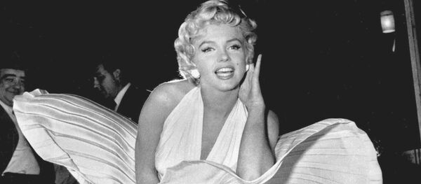 Американская актриса, певица, модель Мэрилин Монро (Норма Джин Бейкер Мортенсон) - Sputnik Кыргызстан