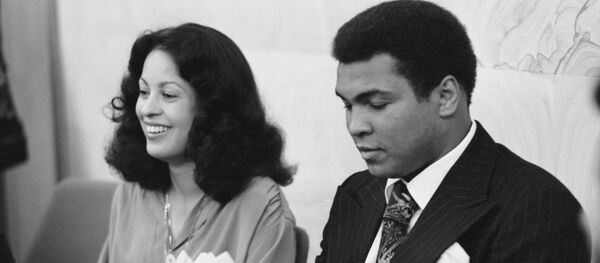 Легендарный боксёр Мохаммед Али (Кассиус Маркеллус Клэй). Архивное фото - Sputnik Кыргызстан