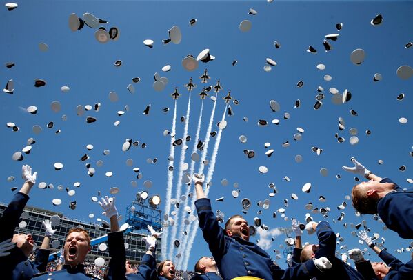 Церемония выпуска в Академии ВВС США - Sputnik Кыргызстан