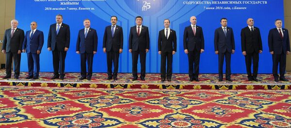 Участник заседания Совета глав правительств Содружества Независимых Государств (СГП СНГ). Архивное фото Участник заседания Совета глав правительств Содружества Независимых Государств (СГП СНГ). Архивное фото - Sputnik Кыргызстан