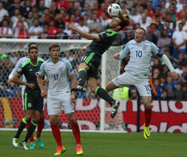 Футбол. Чемпионат Европы - 2016. Матч Англия - Уэльс Футбол. Чемпионат Европы - 2016. Матч Англия - Уэльс - Sputnik Кыргызстан