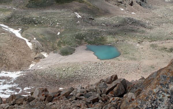 Министерство чрезвычайных ситуаций представило снимки горных озер Тонского района Иссык-Кульской области. - Sputnik Кыргызстан