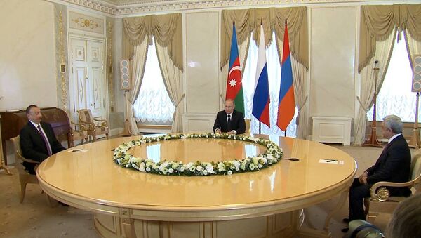 Встреча президентов Армении, России и Азербайджана - Sputnik Кыргызстан