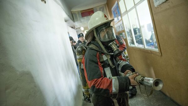 Работа пожарной службы в столице - Sputnik Кыргызстан