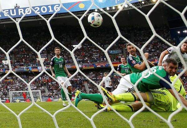Футбол. Чемпионат Европы - 2016. Матч Германия - Северная Ирландия Футбол. Чемпионат Европы - 2016. Матч Германия - Северная Ирландия - Sputnik Кыргызстан