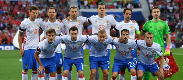 Игроки сборной России по футболу. Архивное фото - Sputnik Кыргызстан