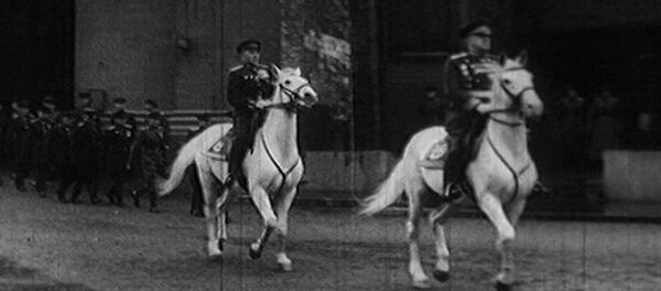 Москва, Красная Площадь, 24 июня 1945 года. Парад Победы в архивных кадрах - Sputnik Кыргызстан