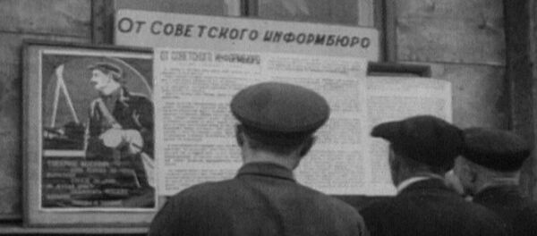 От Советского информбюро… - летопись народного подвига. Кадры из архива От Советского информбюро… - летопись народного подвига. Кадры из архива - Sputnik Кыргызстан