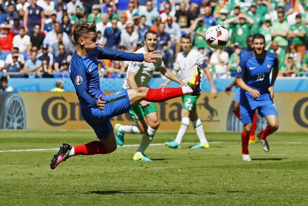 Футбол. Чемпионат Европы - 2016. Матч Франция - Ирландия - Sputnik Кыргызстан