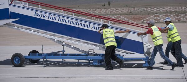 Открытие международного аэропорта в селе Тамчи, Иссык-Кульской области - Sputnik Кыргызстан
