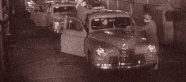 Победа отечественного автопрома. Автомобиль ГАЗ-М-20 в архивных кадрах - Sputnik Кыргызстан