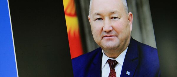 Снимок с официального сайта Правительства КР. Вице-премьер Кыргызстана Жениш Разаков. Архивное фото - Sputnik Кыргызстан