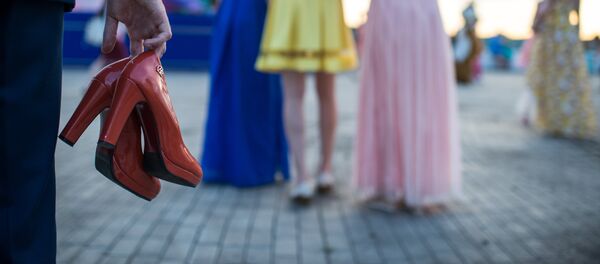 Бүтүрүүчүлөр. Архив - Sputnik Кыргызстан