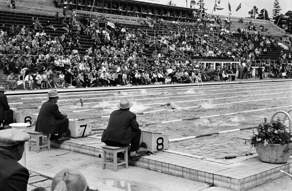 Олимпийские состязания по плаванию - Sputnik Кыргызстан
