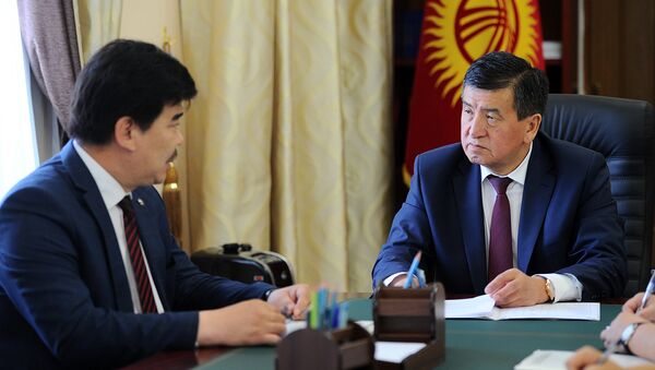 Премьер-министр Сооронбай Жээнбеков жана Маданият, маалымат жана туризм министри Алтынбек Максүтов - Sputnik Кыргызстан