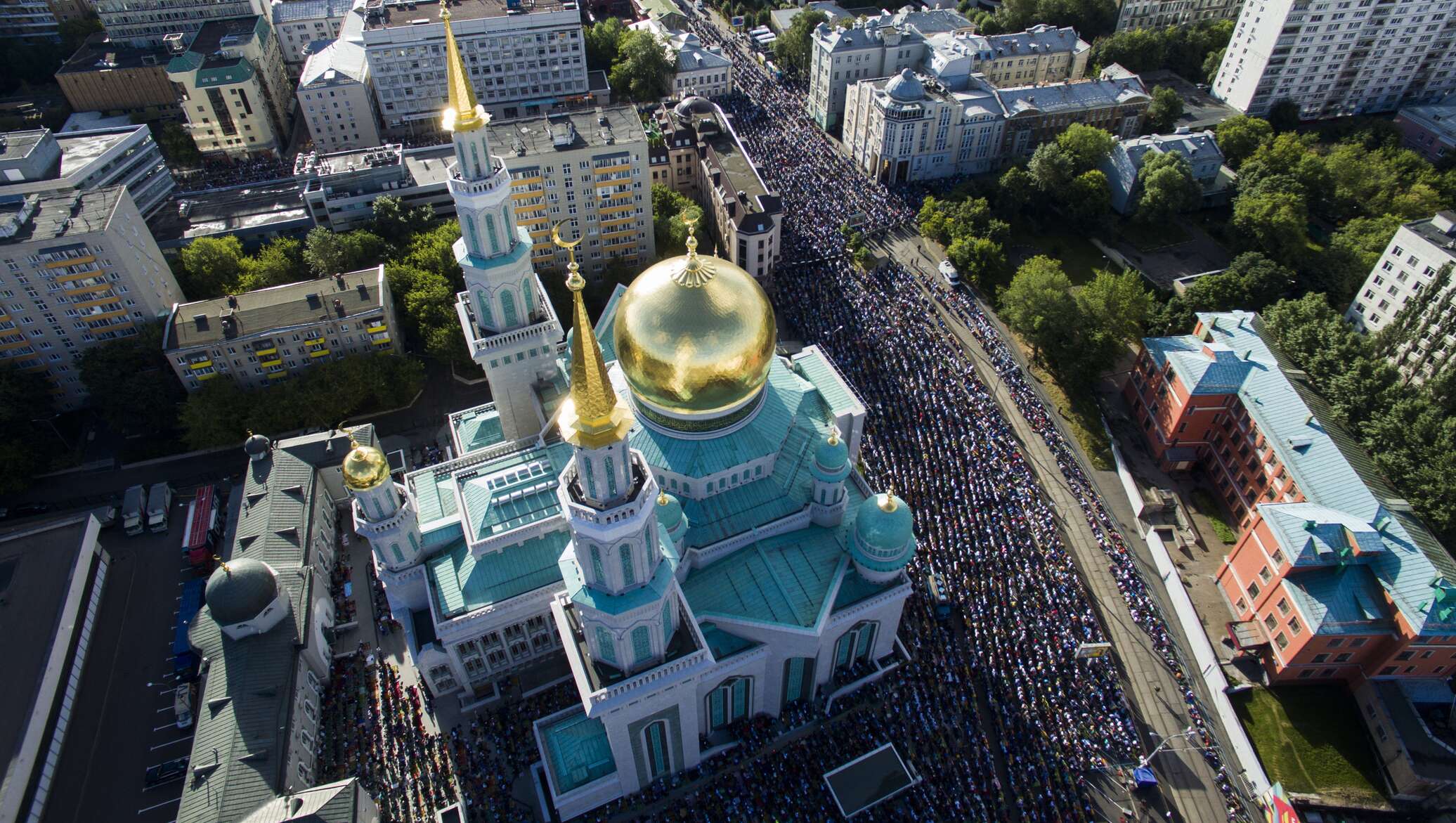 Мечети москвы фото. Большая Соборная мечеть в Москве.