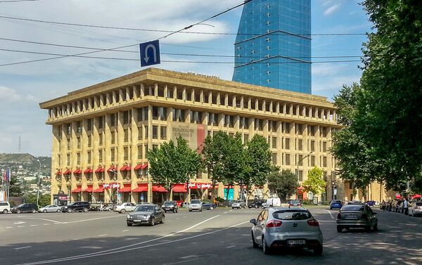 Здание в центре столицы Грузии - Sputnik Кыргызстан