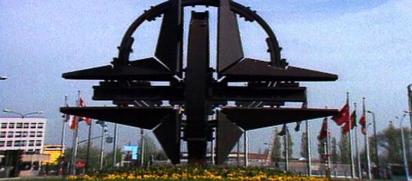 НАТО смотрит на Восток. Кадры из архива - Sputnik Кыргызстан