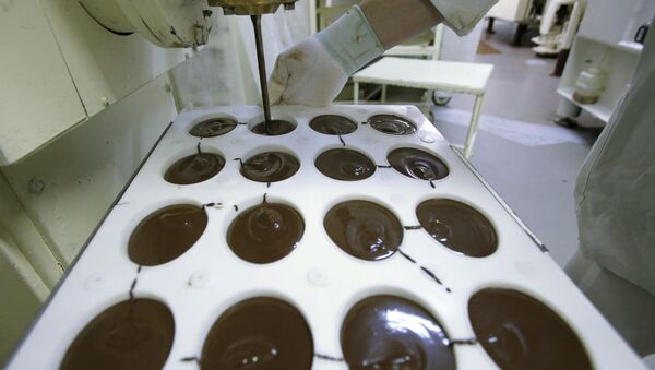 Фабрика по производству шоколада. Архивное фото - Sputnik Кыргызстан