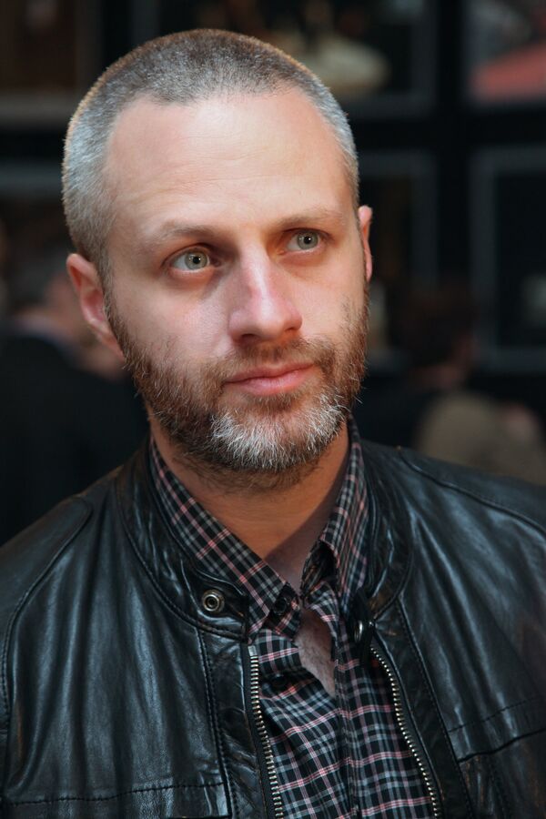 Премьера фильма режиссера Павла Бардина Гоп-стоп прошла в Москве Премьера фильма режиссера Павла Бардина Гоп-стоп прошла в Москве - Sputnik Кыргызстан