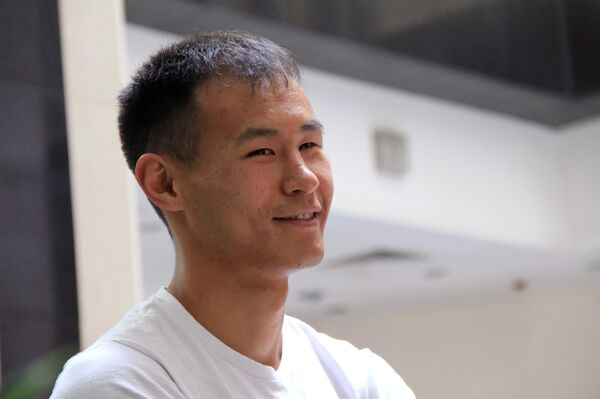 Интервью с боксером Эркином Адылбек уулу - Sputnik Кыргызстан