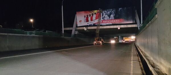 Скандал с билбордами с надписю Кайран элим, кайда баратабыз? - Sputnik Кыргызстан